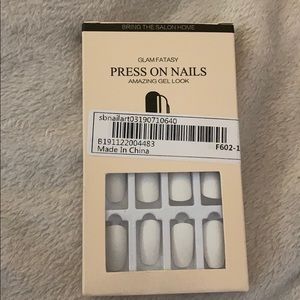 Fake nails